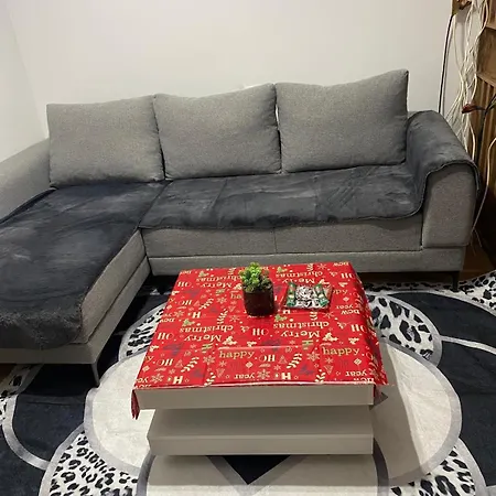 Urban Apartment *